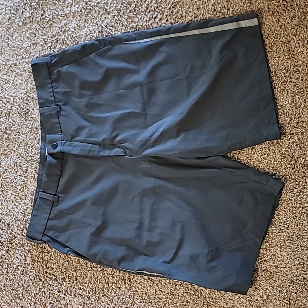 Nike golf shorts